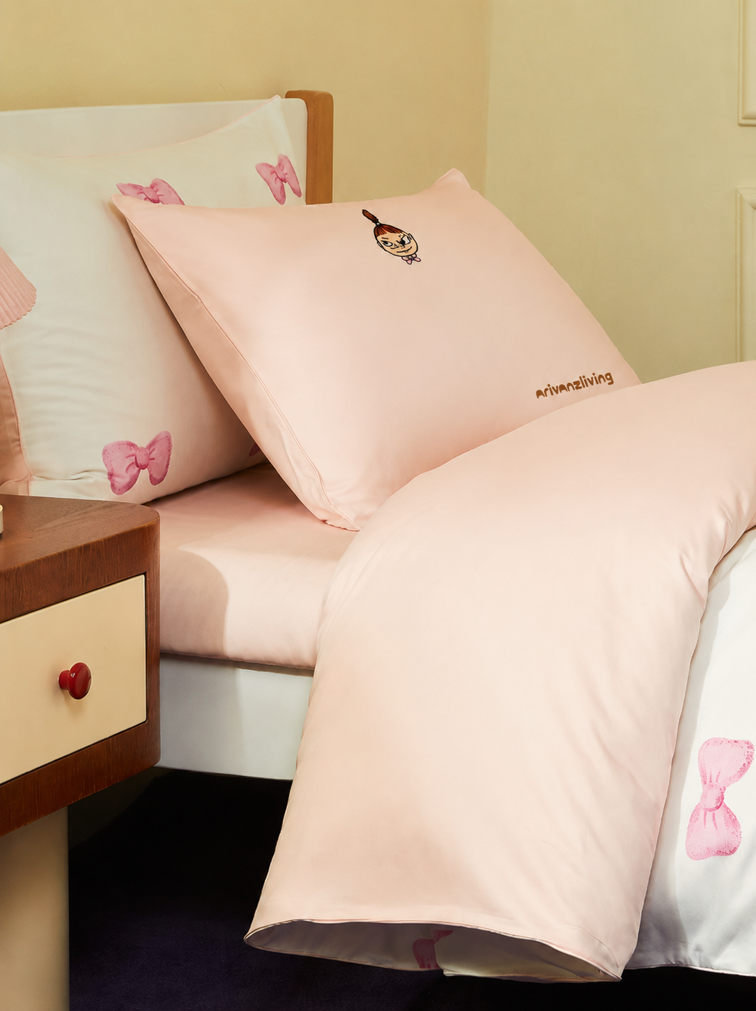 Pretty Bow Cotton Sateen Girls Bedding Set